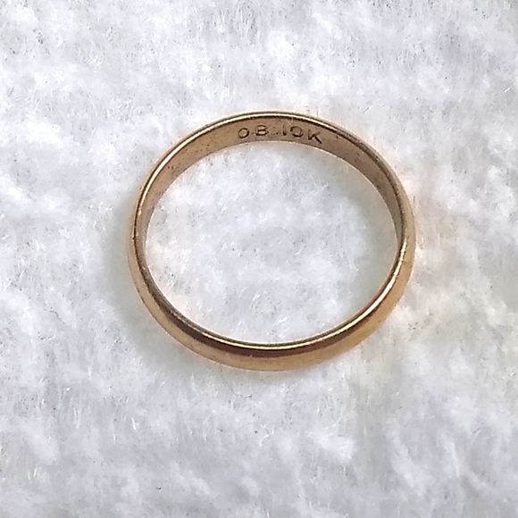 10KT Solid Gold Child's Promise Ring / Band or Wedding Charm - Picture 5 of 5